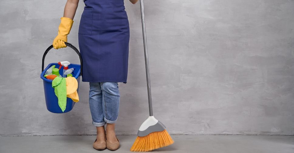 Saiba como escolher uma diarista profissional para a sua casa